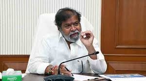 దామోదర రాజనర్సింహ కు పరిస్థితి అర్థమైందా? దామోదర రాజనర్సింహ కు పరిస్థితి అర్థమైందా?
