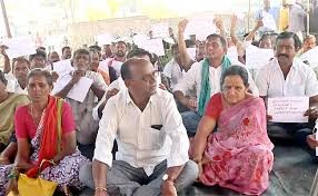 జగిత్యాలలో కార్యక్రమాలకు మంత్రులు దూరం జగిత్యాలలో కార్యక్రమాలకు మంత్రులు దూరం