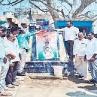 బీసీ సంఘాల సంబురాలు
