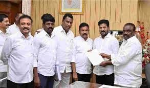 తెలంగాణలో లేఖల లొల్లి... తెలంగాణలో లేఖల లొల్లి...