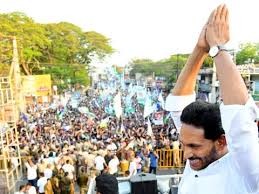 100 చోట్ల నేతల కరువు 100 చోట్ల నేతల కరువు