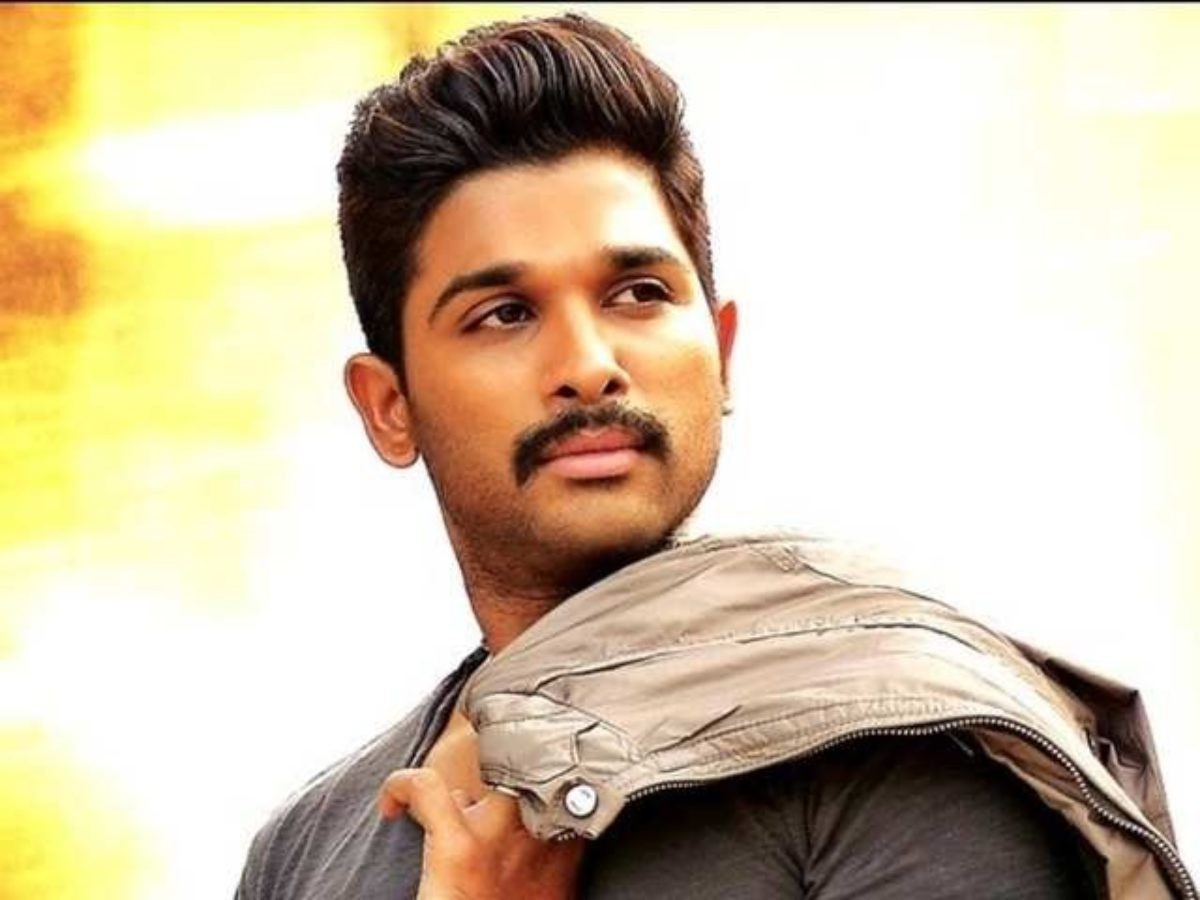 2020లో అల్లు అర్జున్ ట్రిపుల్ ట్రీట్ 2020లో అల్లు అర్జున్ ట్రిపుల్ ట్రీట్