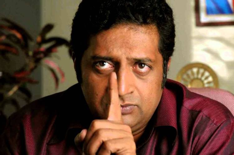 నోట్ల రద్దు మోడీ తెలివితక్కువ నిర్ణయం - ప్రముఖ సినీనటుడు ప్రకాశ్ రాజ్ నోట్ల రద్దు మోడీ తెలివితక్కువ నిర్ణయం - ప్రముఖ సినీనటుడు ప్రకాశ్ రాజ్