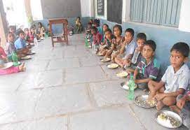 అంగన్ వాడీల్లో కోడి గ్రుడ్డు పంపిణీలో చేతి వాటం అంగన్ వాడీల్లో కోడి గ్రుడ్డు పంపిణీలో చేతి వాటం