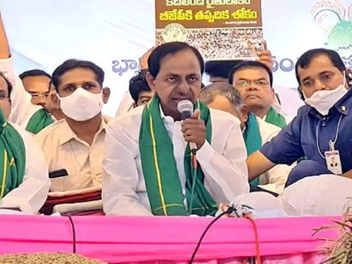 కేసీఆర్ ధర్నాతో దిగొచ్చారు తెలంగాణ మంత్రుల కామెంట్స్ కేసీఆర్ ధర్నాతో దిగొచ్చారు తెలంగాణ మంత్రుల కామెంట్స్