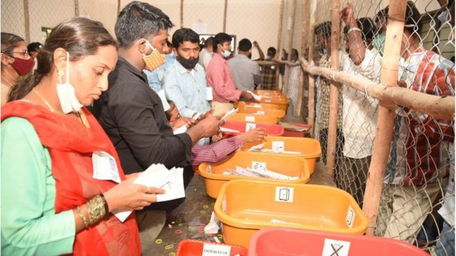 కొండపల్లి మున్సిపాలిటీ ఎన్నికల్లో అనూహ్య పరిణామం ...!! కొండపల్లి మున్సిపాలిటీ ఎన్నికల్లో అనూహ్య పరిణామం ...!!