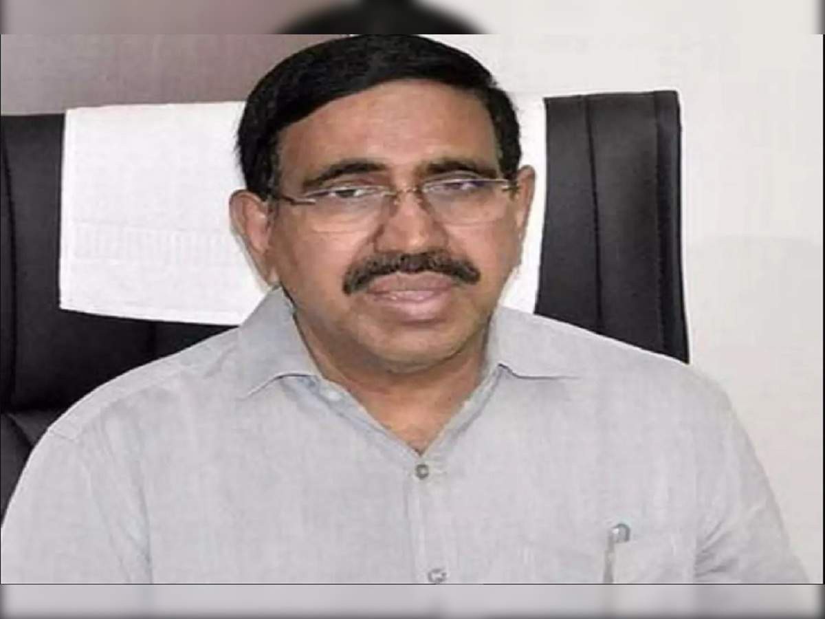 నారాయణ...దూరమైనట్టేనా నారాయణ...దూరమైనట్టేనా