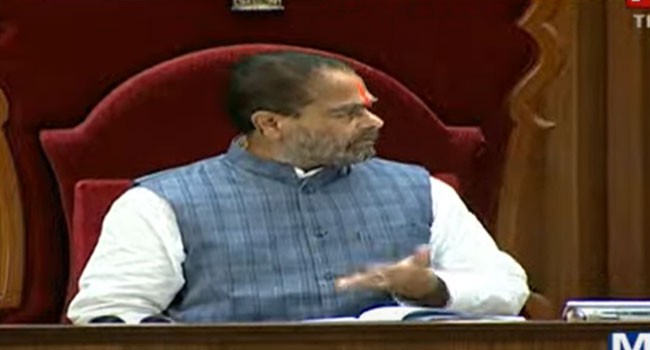 మీరు చెప్పినట్లు నేను సభ నడపాలా ? స్పీకర్ తమ్మినేని సీతారాం మీరు చెప్పినట్లు నేను సభ నడపాలా ? స్పీకర్ తమ్మినేని సీతారాం