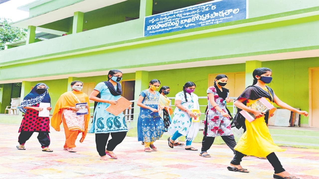 27 భాషల్లో ఉన్నత విద్యామండలి వెబ్ సైట్ 27 భాషల్లో ఉన్నత విద్యామండలి వెబ్ సైట్