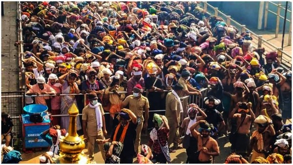 బరిమలలో భక్తుల ఆందోళన బరిమలలో భక్తుల ఆందోళన