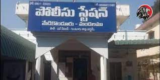 మారుతున్న జిల్లాలతో పోలీస్ స్టేషన్ పరిధులు మారుతున్న జిల్లాలతో పోలీస్ స్టేషన్ పరిధులు