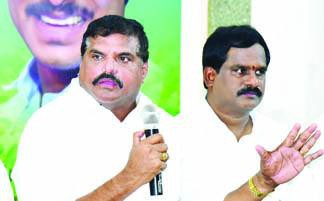 మంత్రి తమ్ముడే కబ్జా దారుడు మంత్రి తమ్ముడే కబ్జా దారుడు