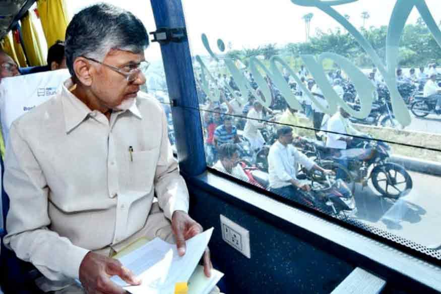మళ్లీ తెరపైకి చెప్పుల కధలు అప్పుడు అన్నగారు... ఇప్పుడు బాబుగారు మళ్లీ తెరపైకి చెప్పుల కధలు అప్పుడు అన్నగారు... ఇప్పుడు బాబుగారు