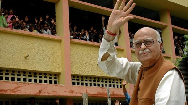 కల దిశగా అద్వానీ చిరకాల స్వప్నం కల దిశగా అద్వానీ చిరకాల స్వప్నం