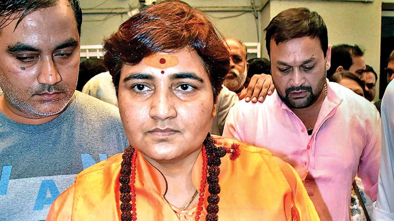 ఎంపీ సాధ్వి ప్రజ్ఞా సింగ్ పై బిజెపి కొరడా ఎంపీ సాధ్వి ప్రజ్ఞా సింగ్ పై బిజెపి కొరడా