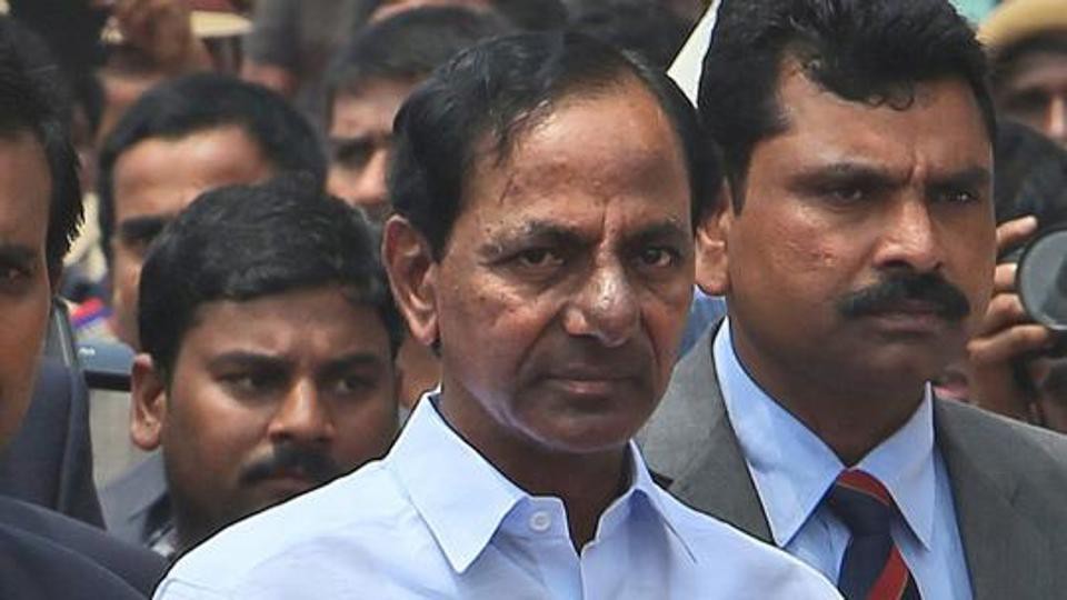 ఢిల్లీలో కేసీఆర్కు షాక్... మీడియా అడిగిన ప్రశ్నలకు సీఎం సైలెంట్ ఢిల్లీలో కేసీఆర్కు షాక్... మీడియా అడిగిన ప్రశ్నలకు సీఎం సైలెంట్