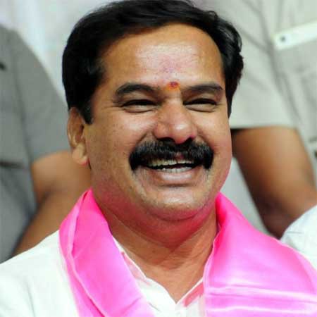 బోటు ప్రమాద బాధిత కుటుంబాలకు సర్కార్ అండ బోటు ప్రమాద బాధిత కుటుంబాలకు సర్కార్ అండ