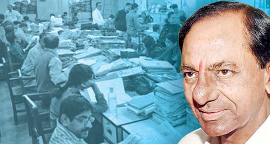 పీఆర్సీ కోసం ఎదురు చూపులు పీఆర్సీ కోసం ఎదురు చూపులు