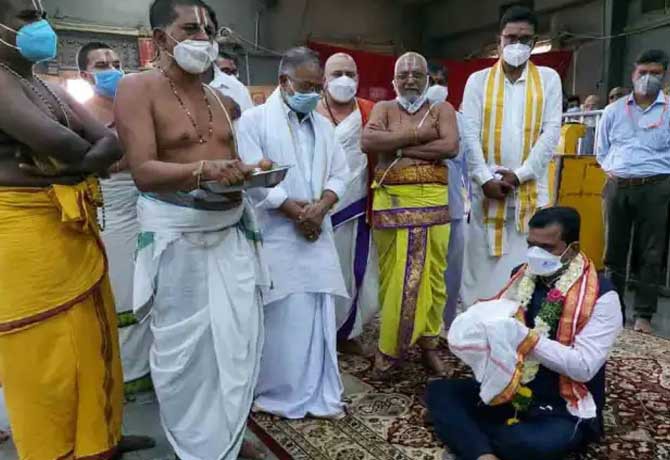 యాదాద్రిలో కేంద్రమంత్రి యాదాద్రిలో కేంద్రమంత్రి