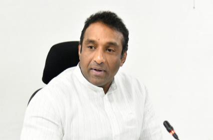 పరిశ్రమల శాఖ మంత్రి మేకపాటిని కలిసిన ఏషియన్ పెయింట్స్ ప్రతినిధులు పరిశ్రమల శాఖ మంత్రి మేకపాటిని కలిసిన ఏషియన్ పెయింట్స్ ప్రతినిధులు