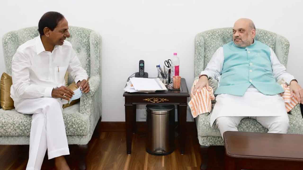 కొత్త ఐపీఎస్ ఆఫీసర్లు ఇవ్వండి అమిత్ షాకు కేసీఆర్ వినతి కొత్త ఐపీఎస్ ఆఫీసర్లు ఇవ్వండి అమిత్ షాకు కేసీఆర్ వినతి