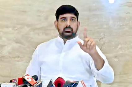 హుజూరాబాద్ కు పట్టిన శని ఈటల హుజూరాబాద్ కు పట్టిన శని ఈటల