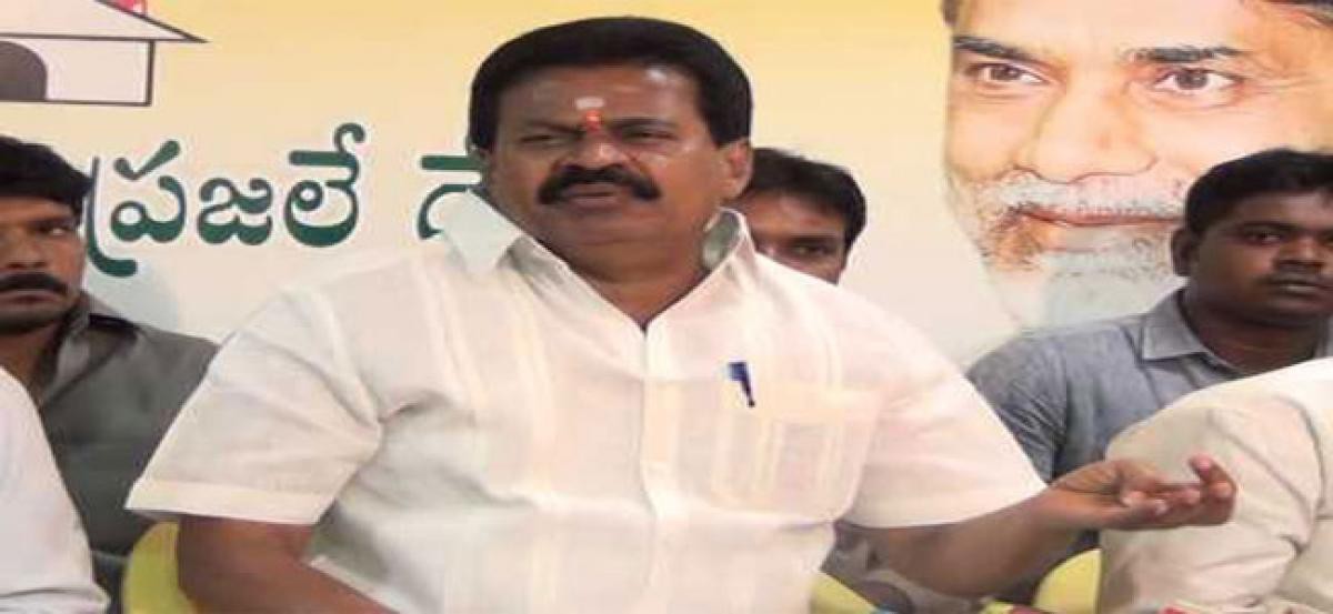 నెల్లూరులో టీడీపీకి ఒకే ఒక్కడు నెల్లూరులో టీడీపీకి ఒకే ఒక్కడు