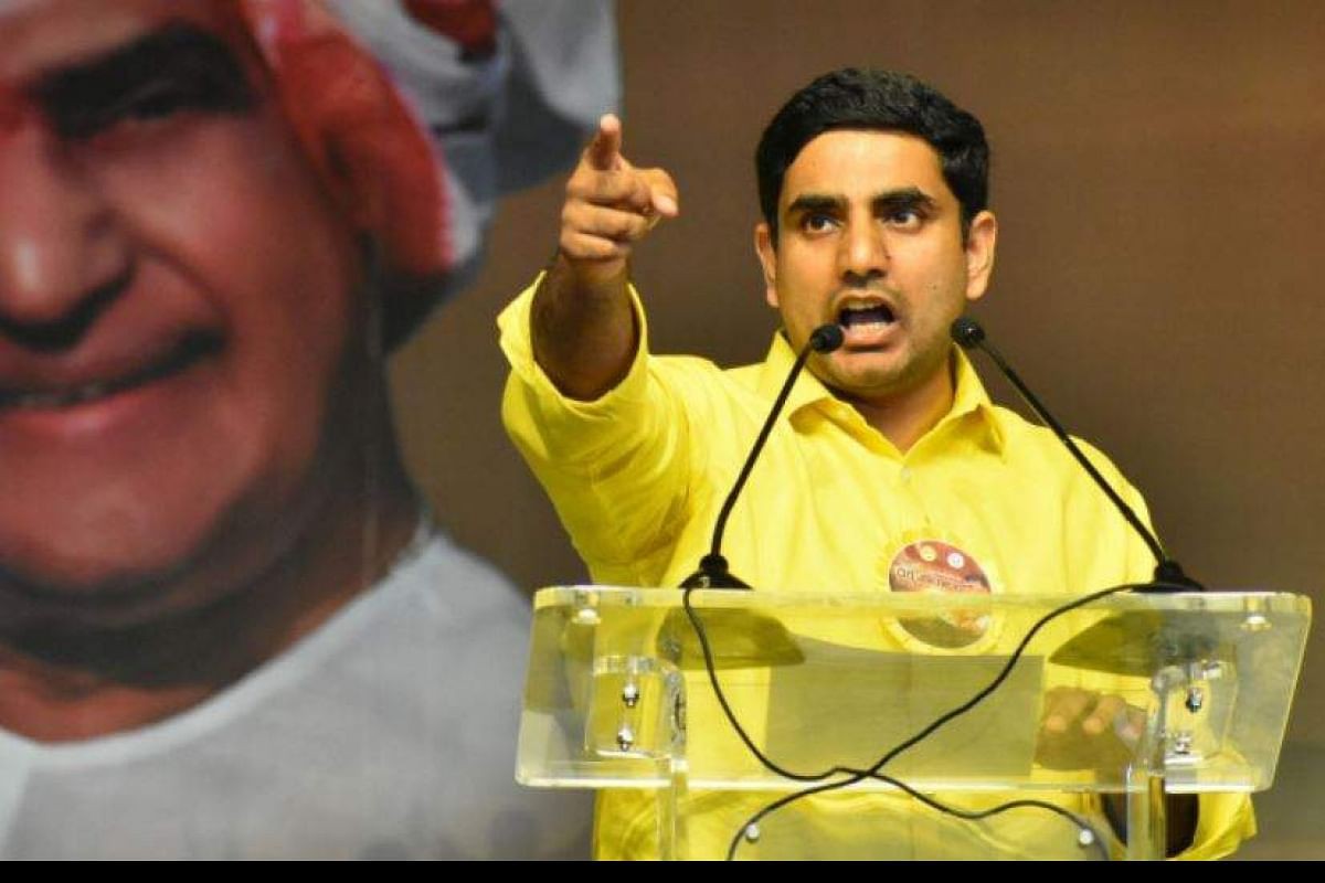 ఎన్టీఆర్ బొమ్మతోనే లోకేష్ ఎన్టీఆర్ బొమ్మతోనే లోకేష్