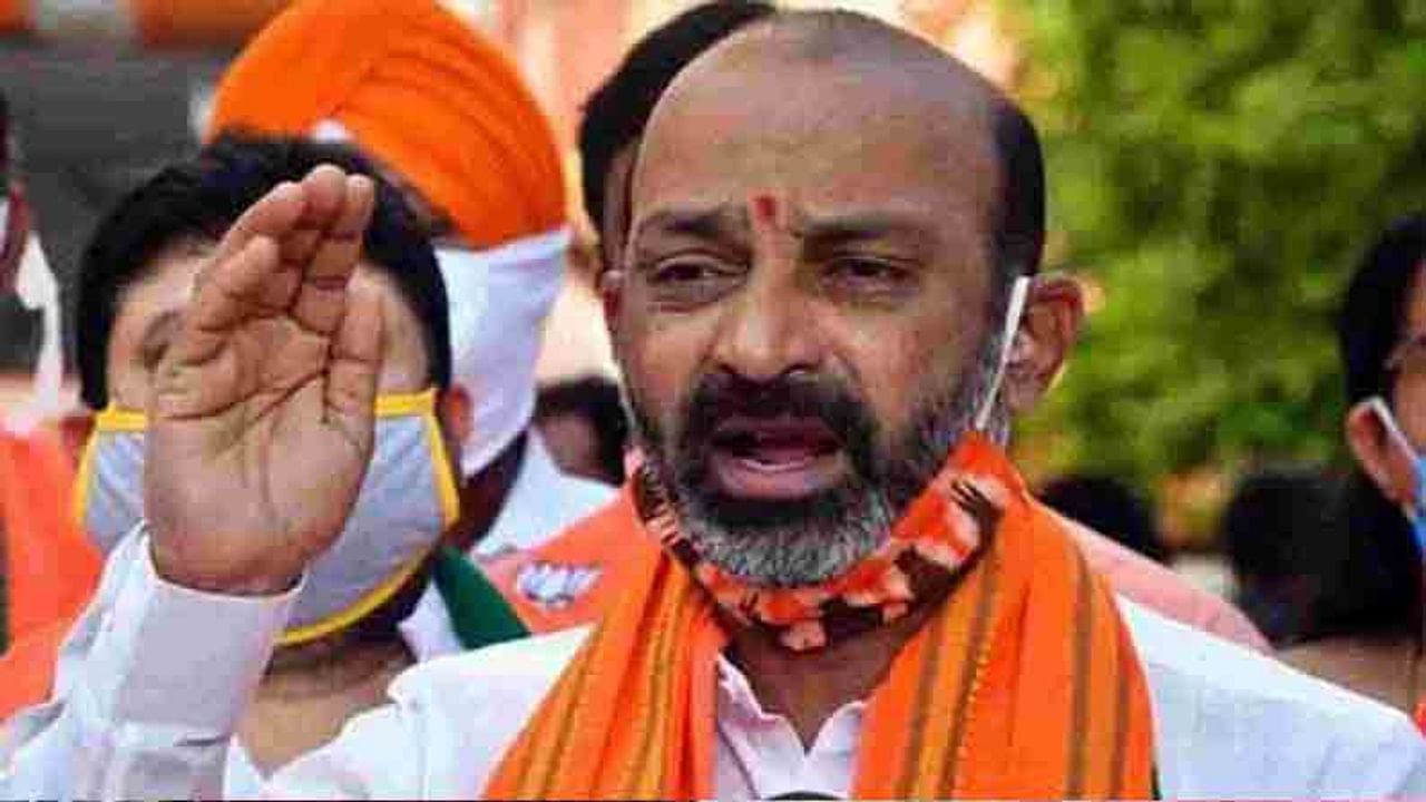 చిట్టెంపల్లిలో బండి సంజయ్ పాదయాత్ర ప్రారంభం చిట్టెంపల్లిలో బండి సంజయ్ పాదయాత్ర ప్రారంభం
