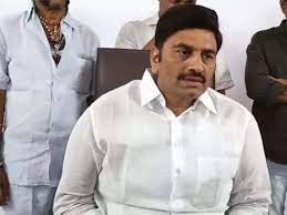 కాకినాడ నుంచి రఘురామ పోటీ..?