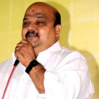  కొల్లేరు రైతులతో ఎంపీ మాగంటి బాబు భేటీ